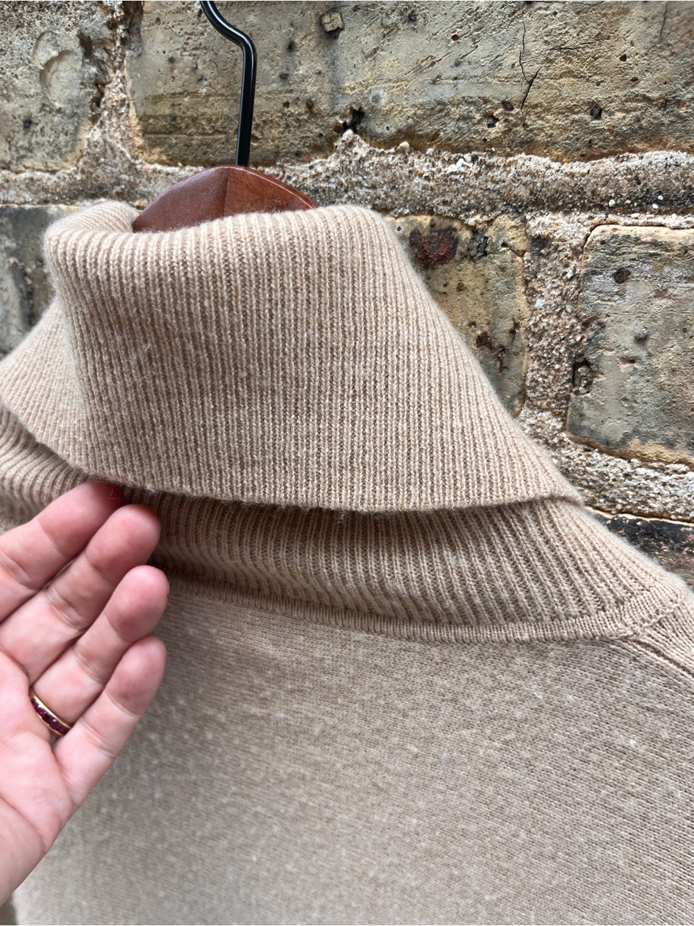 REPEAT Wool Cashmere Oversized Fine Knit Sweater Beige Size Medium - Picture 7 of 11